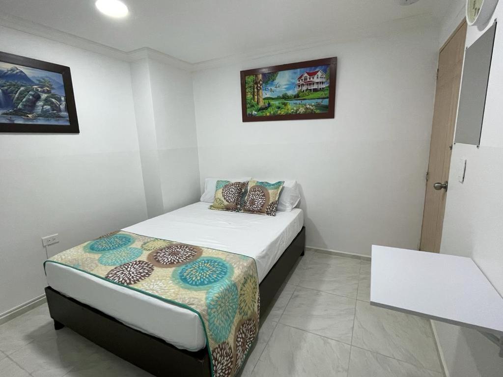 Hotel Eterna Primavera Medellin Exterior photo