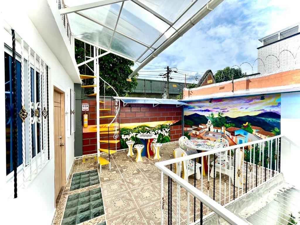 Hotel Eterna Primavera Medellin Exterior photo